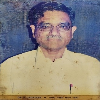 Dr. R.S. Kolhe